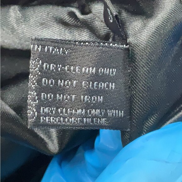 Vintage Prada Nylon Belted Rain Jacket - Picture 8 of 8